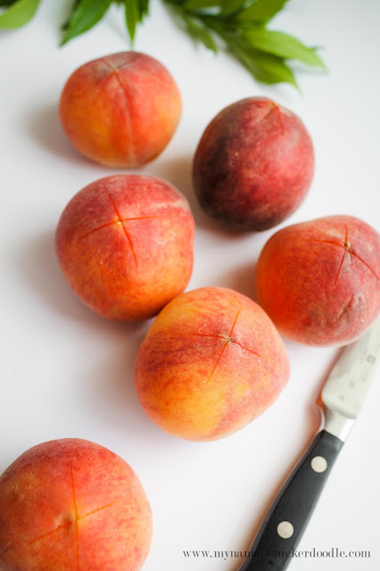 Here is a simple method to peel peaches within minutes! | mynameissnickerdoodle.com