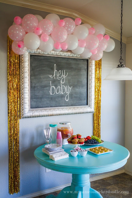 Here is a super adorable idea for a Baby Shower or Baby Brunch Party decorations! Loving that balloon garland! | mynameissnickerdoodle.com