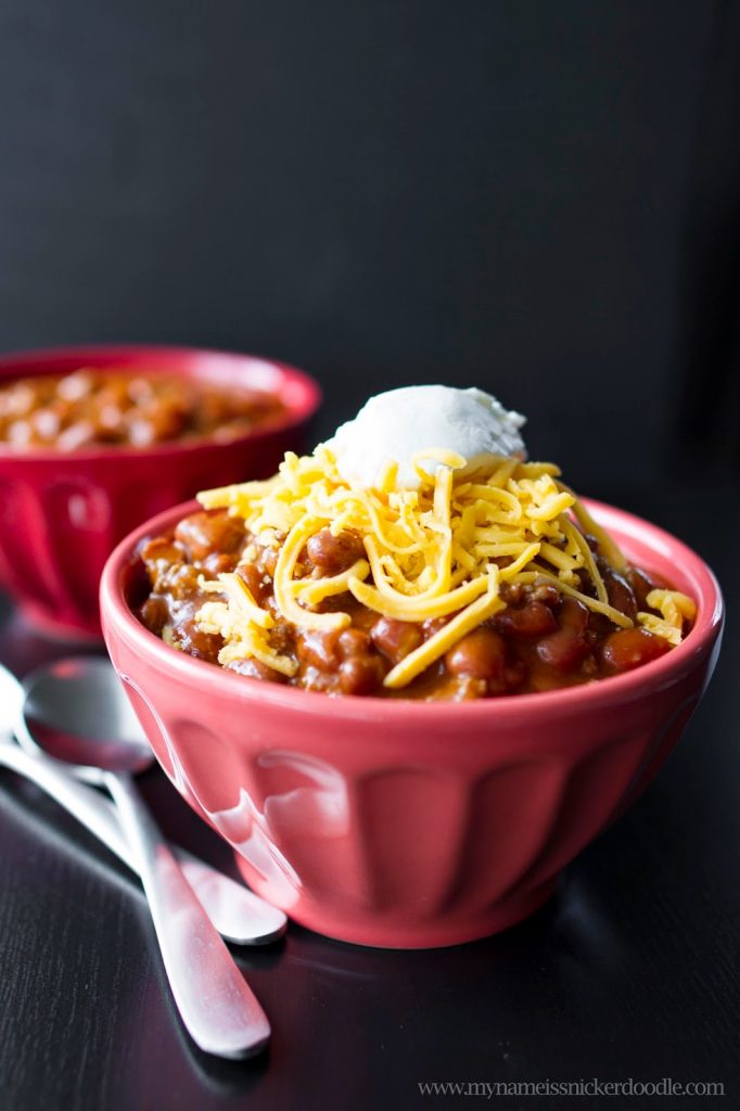 Super Easy and Delicious Chili recipe that comes together in 30 minutes| My Name Is Snickerdoodle #chili #dinner