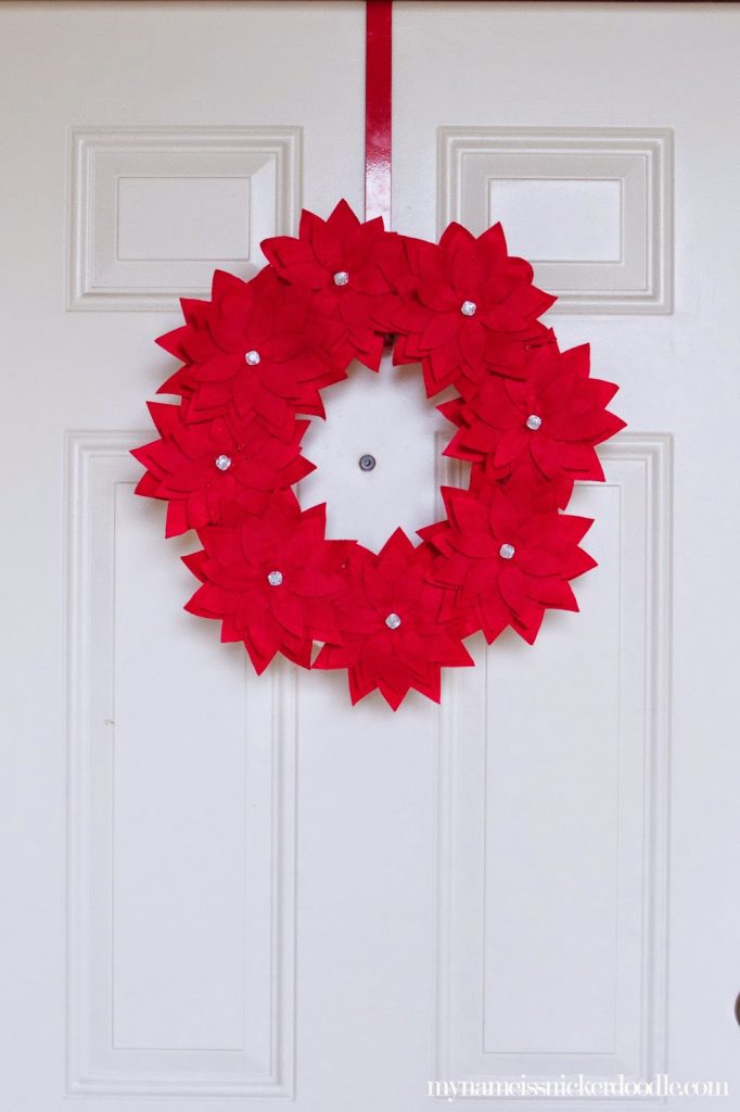 2020 Miniature Snowflake Tree Topper - Red & Cream Felt