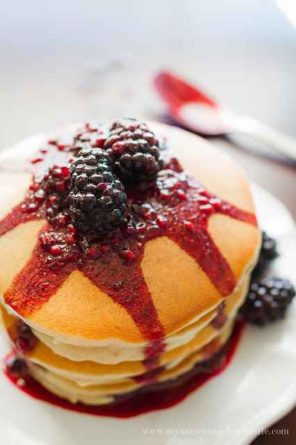 Homemade Blackberry Vanilla Sauce made with only 4 ingreients. Perfect for pancakes or ice cream!  |  mynameissnickerdoodle.com