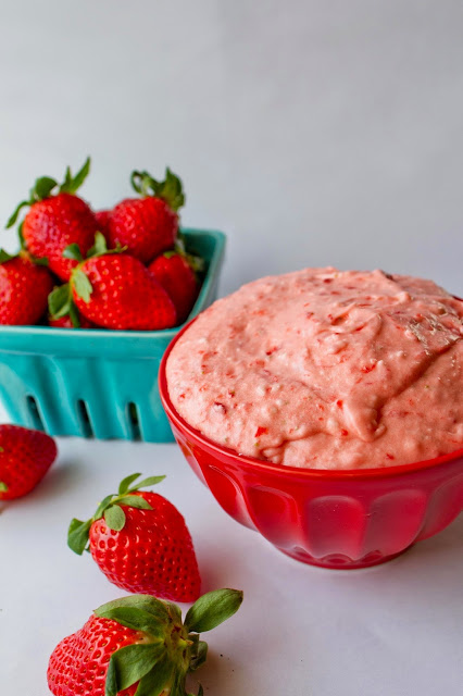 Strawberry Butter Cream Frosting