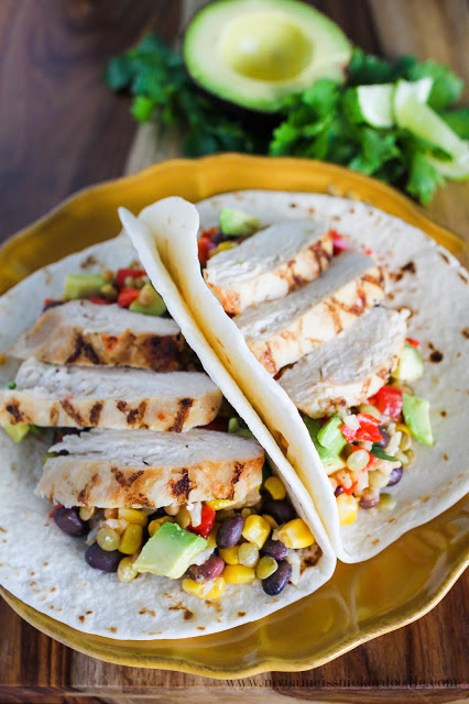 Chicken Taco with an extra helping of protein! This can be made in 7 minutes and is super delicious! | mynameissnickerdoodle.com