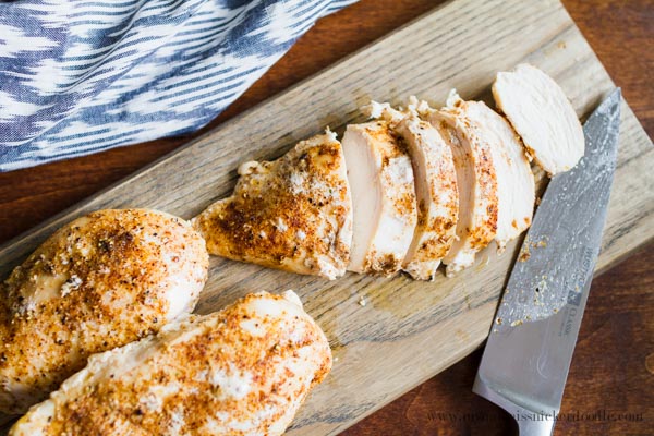The most tender and juicy chicken breast recipe! It takes under 30 minutes nad is super easy! | mynameissnickerdoodle.com