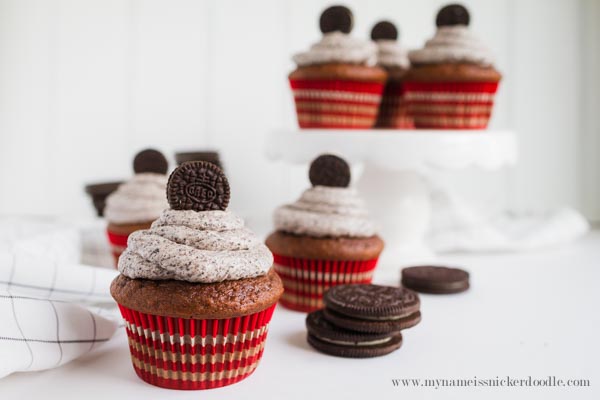 Hands down the best Oreo Buttercream Frosting recipe. Oh, and the chocolate cupcake is pretty great, too! | mynameissnickerdoodle.com