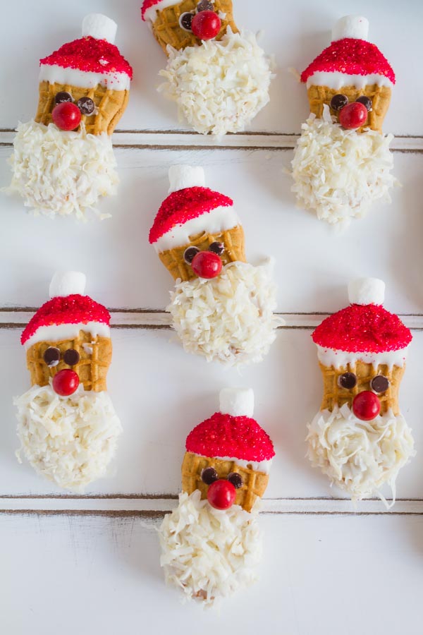 Adorable Santa Cookies! So fun to make with the kids! | mynameissnickerdoodle.com