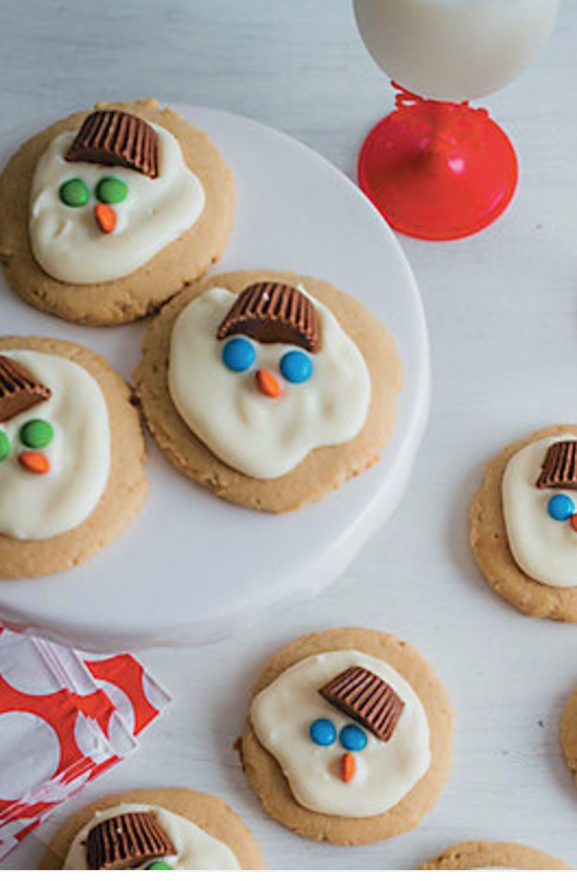 Adorable Melted Snowman Cookies! So fun to make with the kids! | mynameissnickerdoodle.com