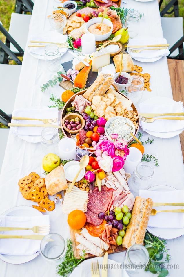 How to Make an Outdoor Charcuterie Board