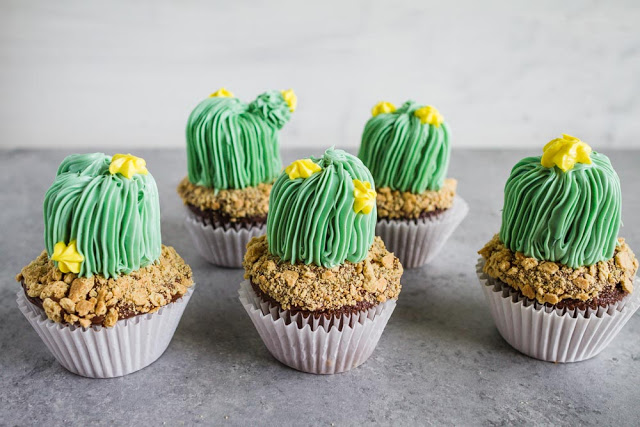 How to make Cactus Cupcakes | mynameissnickerdoodle.com