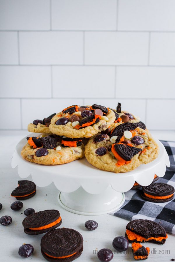 Halloween Oreo Cookies | Recipe by My Name Is Snickerdoodle