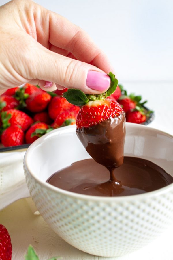 Chocolate Dipped Strawberries - My Name Is Snickerdoodle