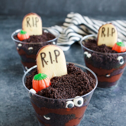 Graveyard Pudding Cookie Cups | Recipe By My Name Is Snickerdoodle